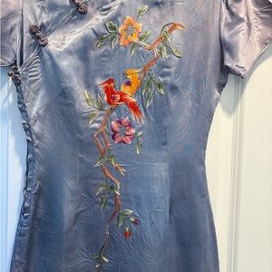 Central Handicraft Co. Blue silk dress with embriodery - vintage form 1960’s.
